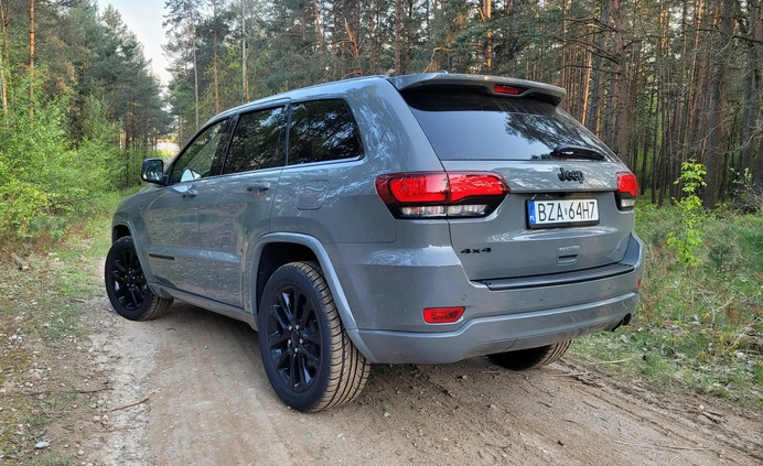 Jeep Grand Cherokee cena 131000 przebieg: 40000, rok produkcji 2021 z Obrzycko małe 379